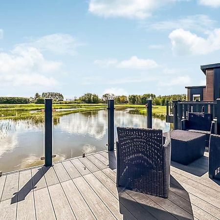 Waterside Hambleton Lakeside Lodges Poulton-le-Fylde Exteriér fotografie