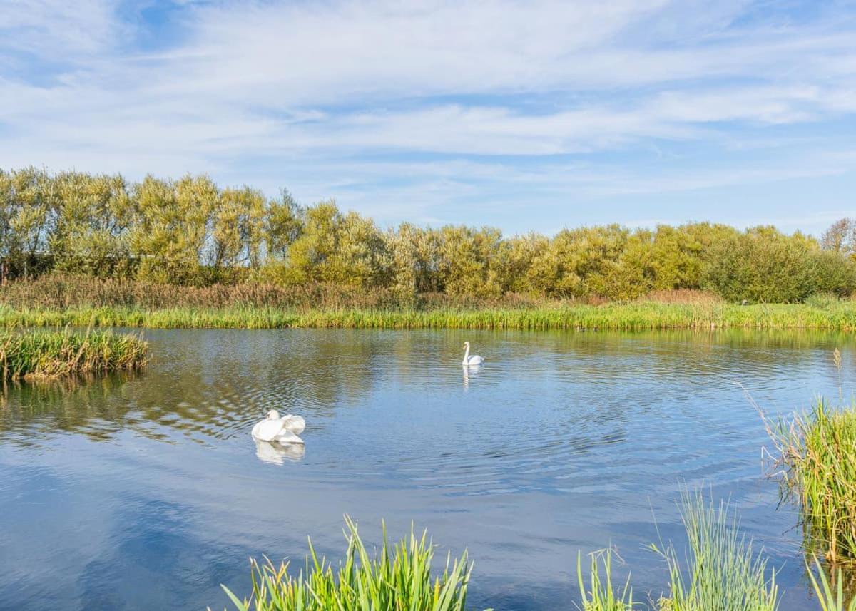 Waterside Hambleton Lakeside Lodges Poulton-le-Fylde Exteriér fotografie